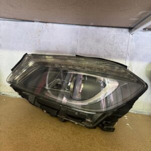 Mercedes-Benz W176  Left Xenon Headlight (genuine)