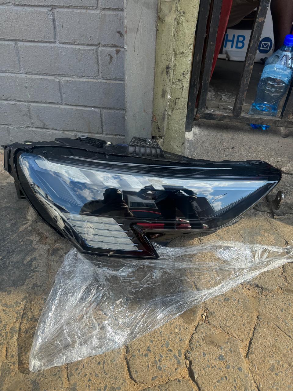 Audi A3 RS3 8Y0 Right Side Matrix LED Headlight | Genuine parts - Image 2